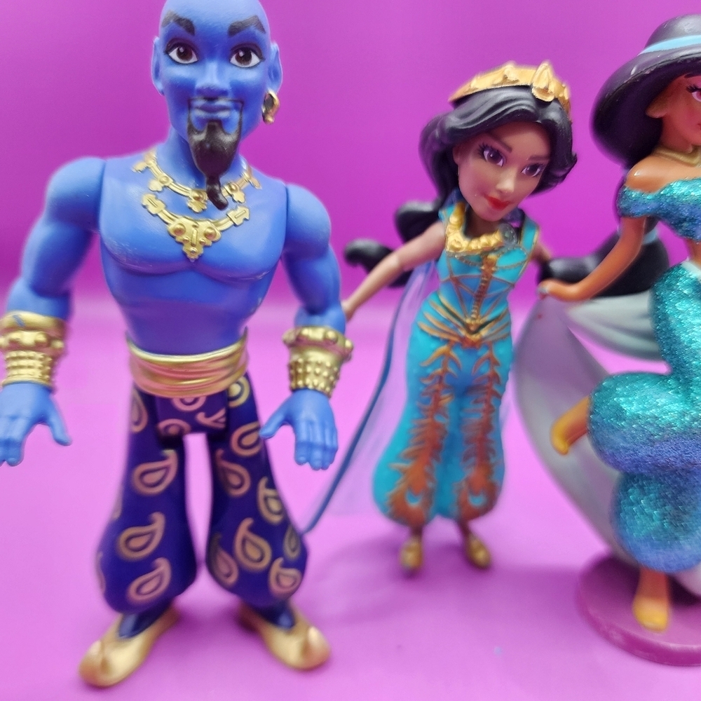 Disney Aladdin Lot Genie Jasmine Blue Pink 4 Inch Toy Figures - Picture 2 of 4